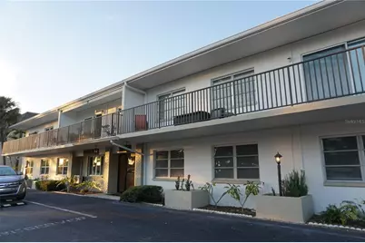 3753 46th Avenue S #12, Saint Petersburg, FL 33711 - Photo 1