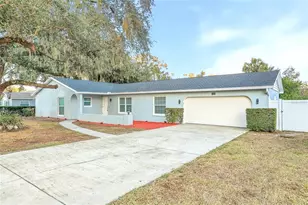 10905 Kewanee Dr, Temple Terrace, FL 33617 - Photo 1