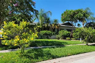 3024 Sandpiper Pl, Clearwater, FL 33762 - Photo 1