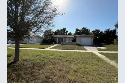 6160 30th Avenue N, Saint Petersburg, FL 33710 - Photo 1