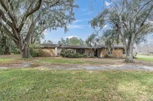 4203 Stanley Rd, Plant City, FL 33565 - Photo 1