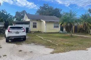 2950 64th Ave N, Saint Petersburg, FL 33702 - Photo 1