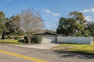 800 Avenue L SE, Winter Haven, FL 33880 - Photo 1