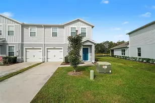 12094 Grizzly Ln, New Port Richey, FL 34654 - Photo 1