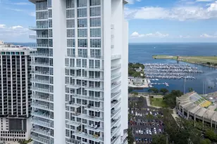 175 1st St S, Saint Petersburg, FL 33701 - Photo 1