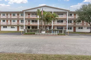 6015 19th St N, Saint Petersburg, FL 33714 - Photo 1