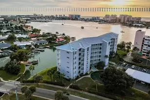 610 Island Way, Clearwater Beach, FL 33767 - Photo 1