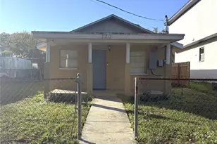 720 W 12th St, Lakeland, FL 33805 - Photo 1
