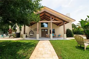 11470 77th Ct, Seminole, FL 33772 - Photo 1