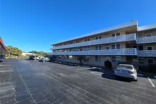 5095 Bay St NE, Saint Petersburg, FL 33703 - Photo 1