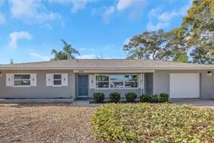 1010 Emerson Dr, Dunedin, FL 34698 - Photo 1