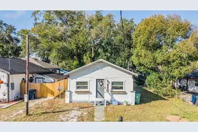 8006 N Klondyke Street, Tampa, FL 33604 - Photo 1