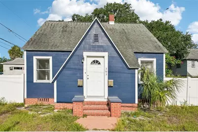305 28th Street S, Saint Petersburg, FL 33712 - Photo 1