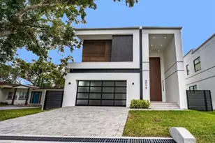 3010 W Trilby Ave, Tampa, FL 33611 - Photo 1