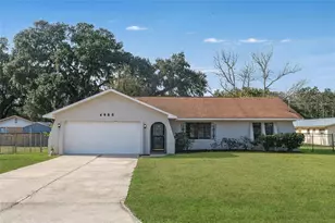 4965 Bobwhite Ct, Ridge Manor, FL 33523 - Photo 1