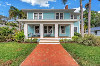 335 19th Avenue NE, Saint Petersburg, FL 33704 - Photo 1