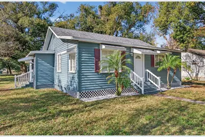5449 10th Street, Zephyrhills, FL 33542 - Photo 1