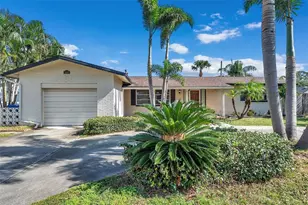 2825 60th St N, Saint Petersburg, FL 33710 - Photo 1