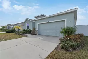 7139 Steer Blade Dr, Zephyrhills, FL 33541 - Photo 1