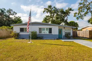 9122 94th St, Seminole, FL 33777 - Photo 1