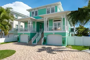 644 Boca Ciega Isle Dr, Saint Pete Beach, FL 33706 - Photo 1
