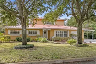 309 Park Ridge Ave, Temple Terrace, FL 33617 - Photo 1