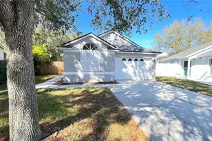 6611 Summer Haven Dr, Riverview, FL 33578 - Photo 1