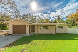 11146 51st Ave N, Saint Petersburg, FL 33708 - Photo 1