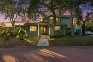 7331 Demens Dr S, Saint Petersburg, FL 33712 - Photo 1