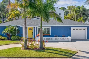 2460 43rd St N, Saint Petersburg, FL 33713 - Photo 1
