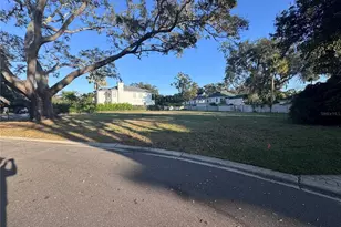 1608 Culbreath Isles Dr, Tampa, FL 33629 - Photo 1