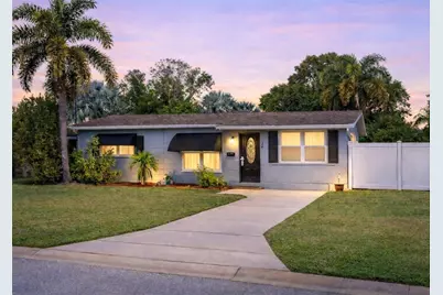 1541 68th Avenue N, Saint Petersburg, FL 33702 - Photo 1