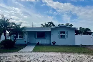 1240 Essex Dr N, Saint Petersburg, FL 33710 - Photo 1