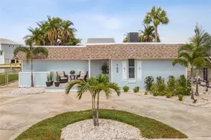 168 174th Terrace Dr E, Redington Shores, FL 33708 - Photo 1