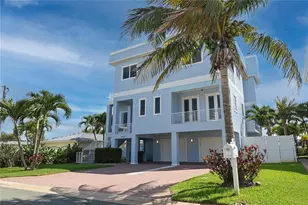 11105 5th St E, Treasure Island, FL 33706 - Photo 1