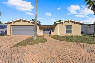 8615 Newton Dr, Port Richey, FL 34668 - Photo 1