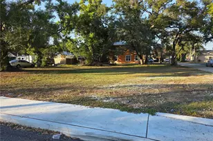 1022 7th St Ct W, Bradenton, FL 34205 - Photo 1