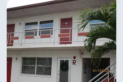 1950 58th Avenue N #18, Saint Petersburg, FL 33714 - Photo 1