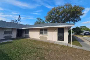 201 Northwest Jefferson Cir N, Saint Petersburg, FL 33702 - Photo 1