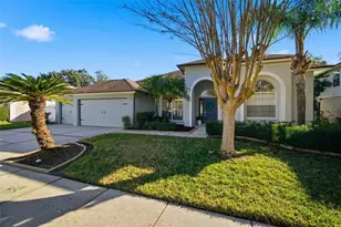 4406 River Overlook Dr, Valrico, FL 33596 - Photo 1