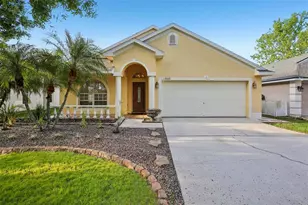 19329 Garden Quilt Cir, Lutz, FL 33558 - Photo 1
