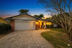 5254 Venetian Blvd NE, Saint Petersburg, FL 33703 - Photo 1