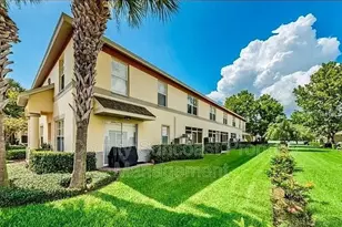 3872 Mariner Dr, Saint Petersburg, FL 33705 - Photo 1