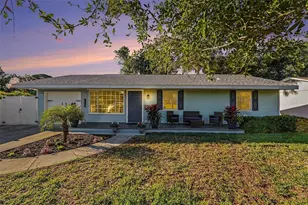 2616 Fairway Ave S, Saint Petersburg, FL 33712 - Photo 1