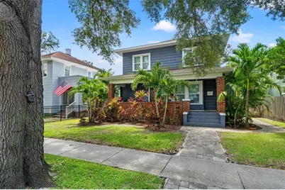 1170 24th Avenue N, Saint Petersburg, FL 33704 - Photo 1