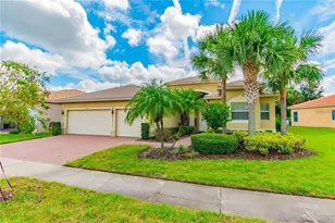 4963 Sapphire Sound Dr, Wimauma, FL 33598 - Photo 1
