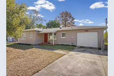 9828 49th Avenue N, Saint Petersburg, FL 33708 - Photo 1