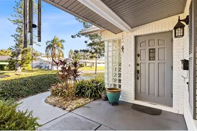 6801 15th Street S, Saint Petersburg, FL 33705 - Photo 1