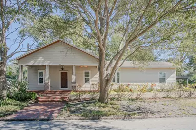 2015 5th Street N, Saint Petersburg, FL 33704 - Photo 1