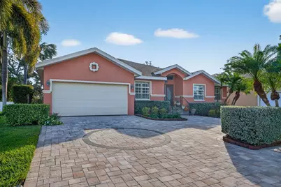 5920 30th Court S, Saint Petersburg, FL 33712 - Photo 1